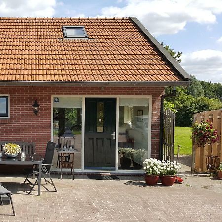 Vakantiehuis "Aan De Zandweg" Roderesch Exterior foto