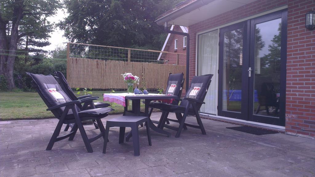 Vakantiehuis "Aan De Zandweg" Roderesch Zimmer foto