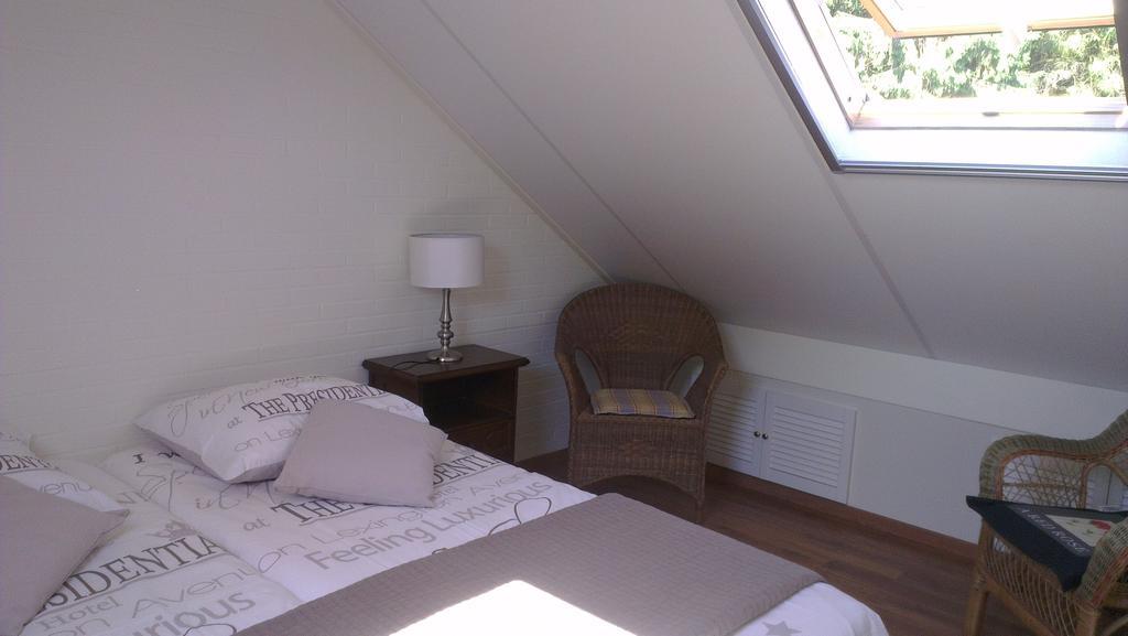 Vakantiehuis "Aan De Zandweg" Roderesch Zimmer foto
